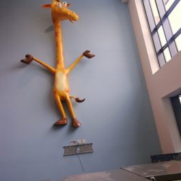 Geoffrey The Giraffe – Toys R Us